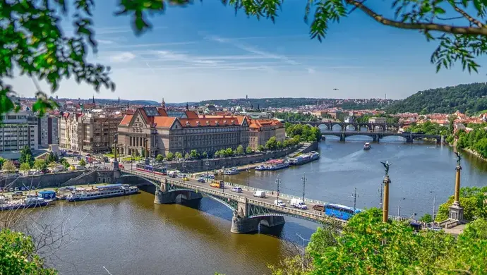 Špatná kvalita ovzduší zkracuje obyvatelům českých měst život v průměru o tři dny za rok