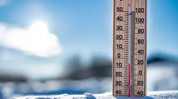 Teploty loni klesly, trend oteplování však zůstává