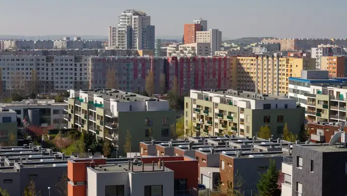 Bude mít Praha do deseti let o 45 % méně emisí?